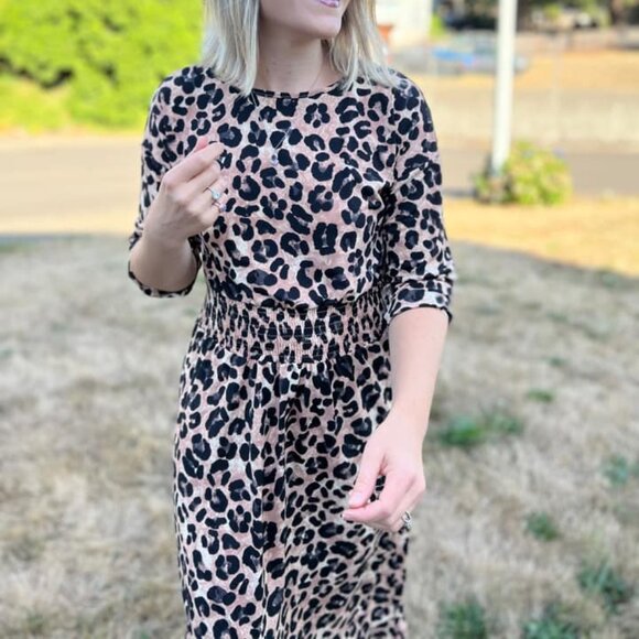 NEW NWT Tags LuLaRoe Evelyn Smocked Waist Maxi Dress Long Sleeve Animal Print - Picture 8 of 13